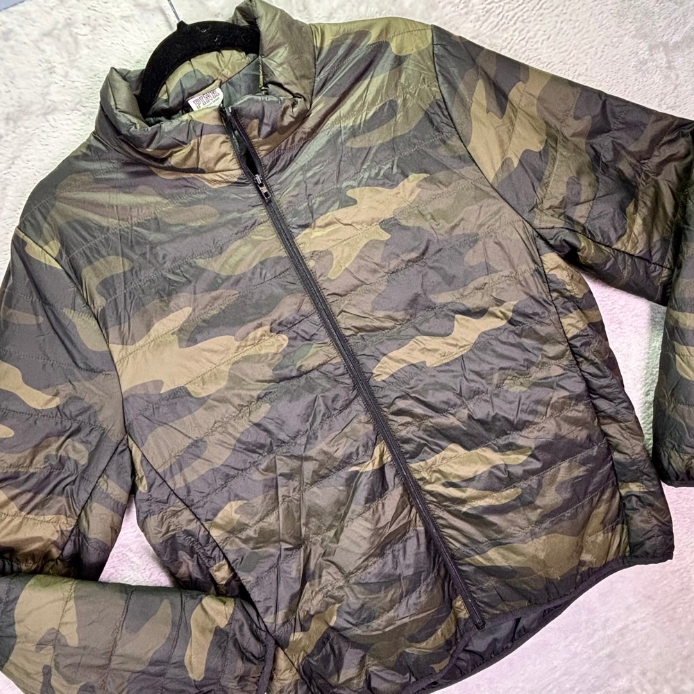 PINK Victoria's Secret Women Jacket L Green Camo Lightweight Puffer Full Zip